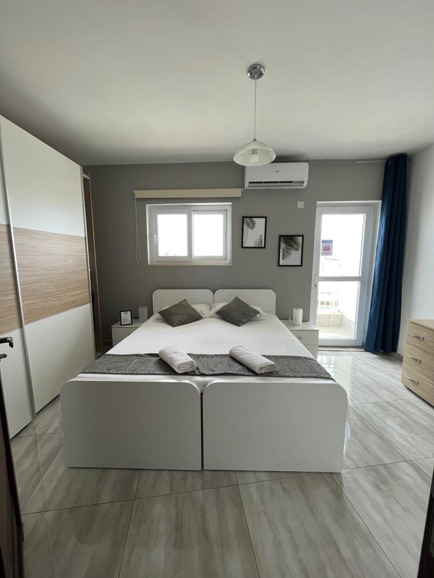 منزل للإقامة F3 1, Private Double With Private Bathroom And Balcony