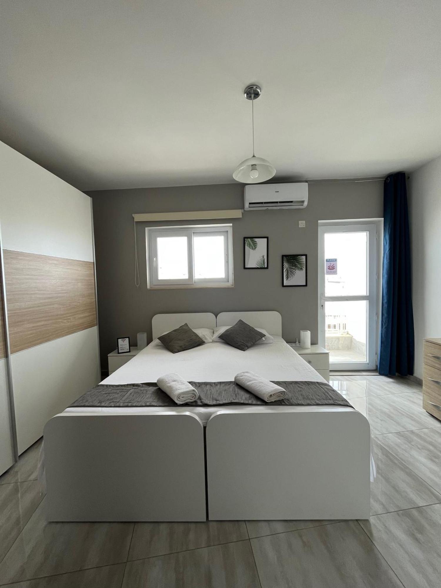 F3 1, Private Double With Private Bathroom And Balcony Homestay Msida